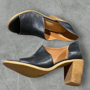 Mimi 8.5 heel leather